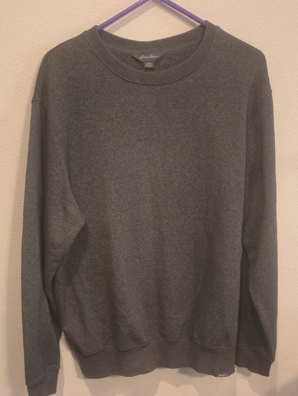 Eddie Bauer Men’s Dark Gray Crewneck Sweater Signature Large
